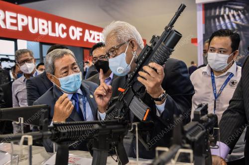 DATUK SERI HAMZAH ZAINUDIN