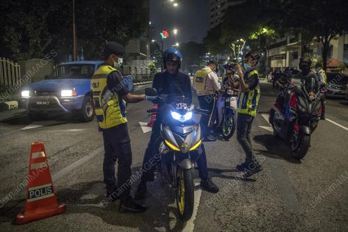 DATUK SERI MAZLAN LAZIM