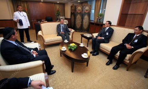 MUHYIDDIN YASSIN