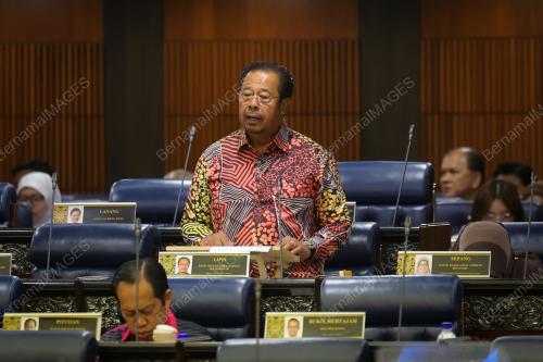 DATUK SERI ABDUL RAHMAN MOHAMAD