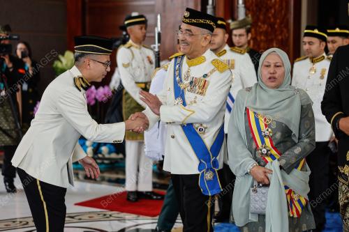 TUN DR MOHD ALI RUSTAM