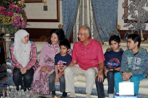 DATUK SERI NAJIB TUN RAZAK
