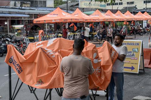 PERSIAPAN BAZAR RAMADAN