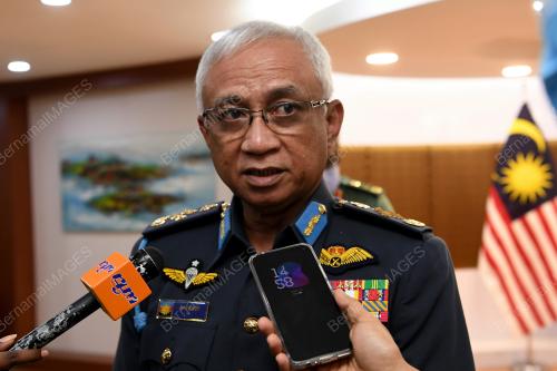 TAN SRI AFFENDI BUANG