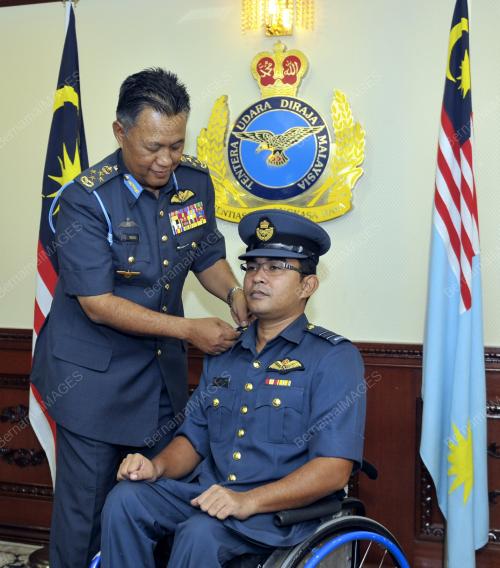 KL26_01082012_TUDM