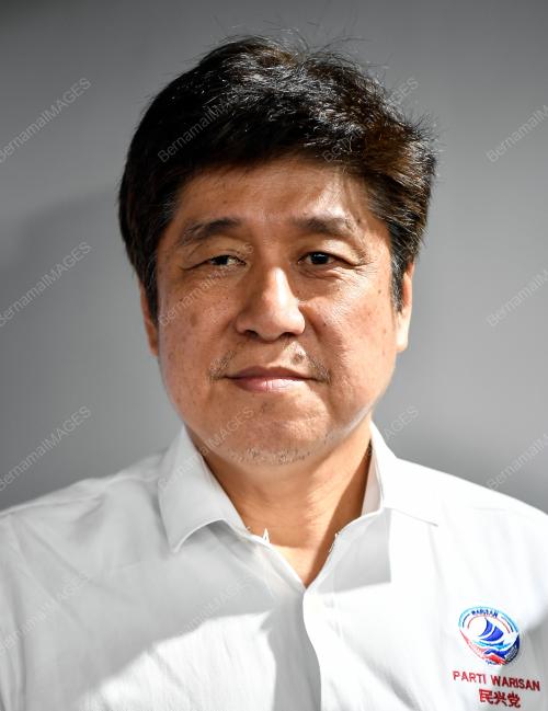 DR LOO CHENG WEE