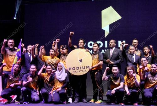 KL26_02022016_PODIUM