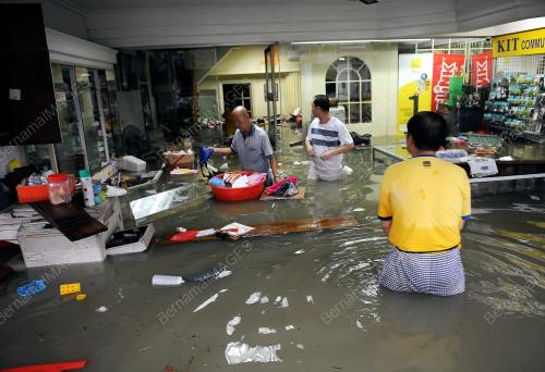 KL26_02052012_BANJIR