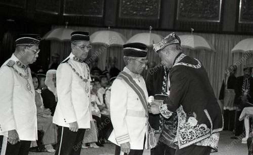 HARI KEPUTERAAN