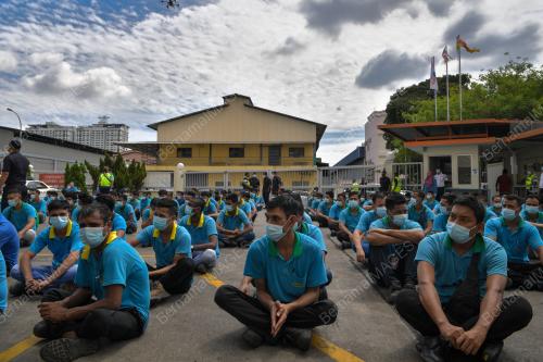 DATUK SERI HAMZAH ZAINDUIN