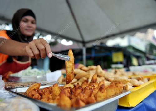 KUIH CEK MEK MOLEK