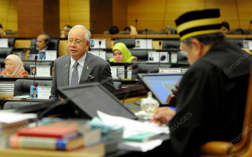 KL26_02122015_PM_PARLIMEN