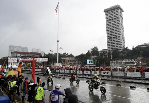 KL26_02122018_SUPERMOTO