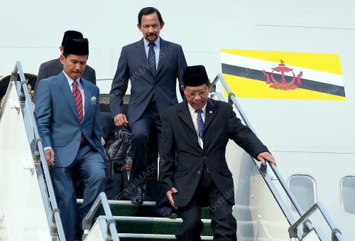 KL26_03092012_BRUNEI