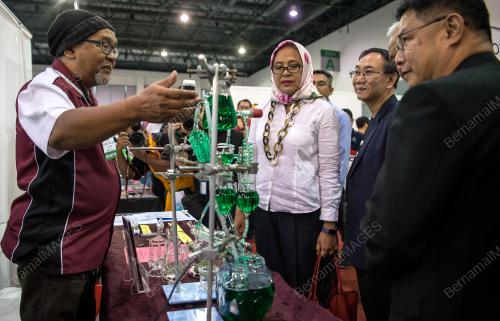 KL26_03112018_KLESF_BN20180292282