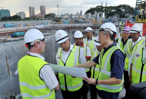 KL26_04012013_PM_TINJAU_MRT