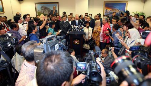 MOHD NAJIB TUN ABDUL RAZAK