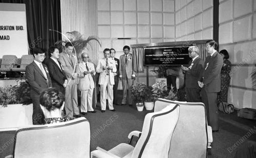 KL26_04022015_LANCAR_TRANSNATIONAL