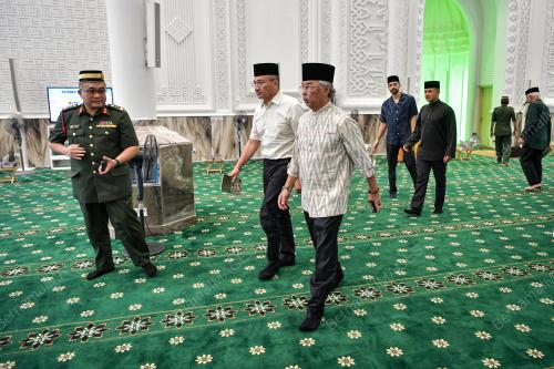 AL-SULTAN ABDULLAH RI'AYATUDDIN AL-MUSTAFA BILLAH SHAH