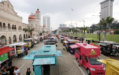 KL26_04062016_FOODTRUCK