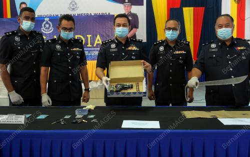 ASISTEN KOMISIONER MOHAMAD FAROUK ESHA