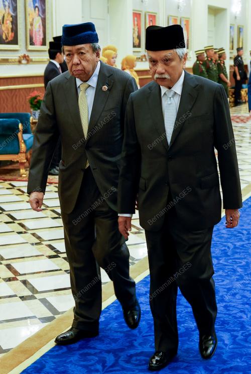 SULTAN SHARAFUDDIN IDRIS SHAH