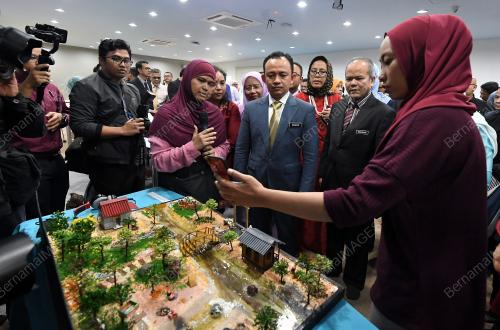 KL26_05032019_UPM_BN201903042297