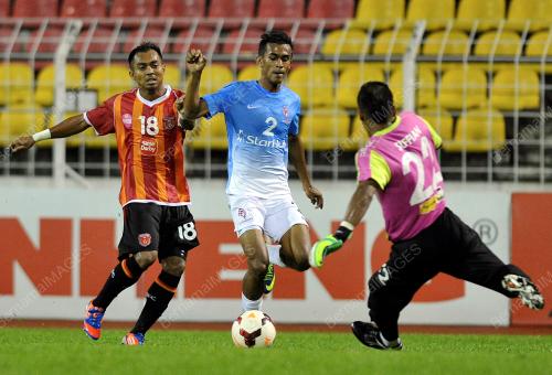 KL26_05042014_BOLA