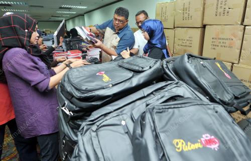 KL26_05122015_UMNO