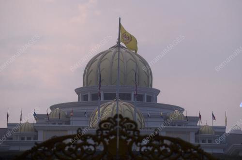 KL26_06012019_AGONG