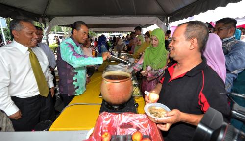 KL26_06072017_RAYA