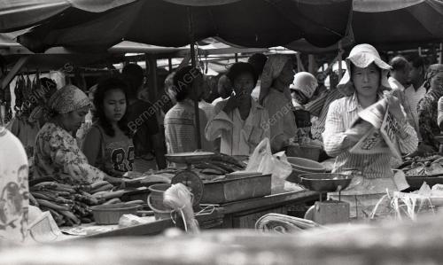 KL26_07012015_PENIAGA_PASAR