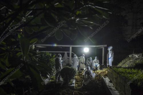PENGEBUMIAN JENAZAH PESAKIT COVID-19
