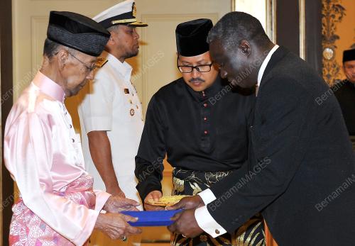 KL26_07032016_AGONG