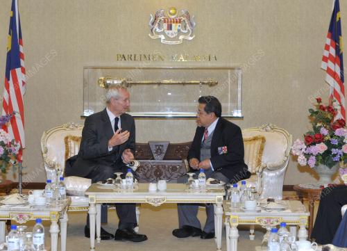 KL26_07042014_KUNJUNGAN