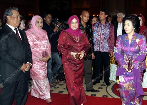 ROSMAH MANSOR