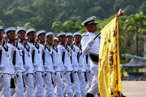 ISTIADAT PERBARISAN MENJUNJING KASIH