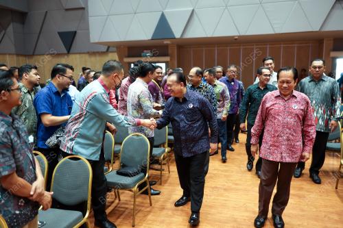 DATUK SERI ALEXANDER NANTA LINGGI
