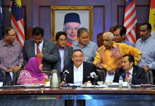 KL26_08112016_UMMAH