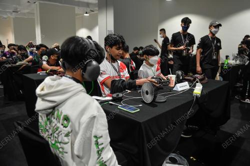 KEJOHANAN E-SPORTS MALAYSIA 2021/ 2022