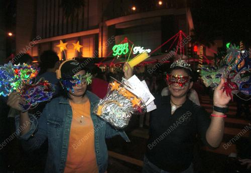 SAMBUTAN TAHUN BARU 2006 DI BINTANG WALK