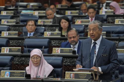 KL26_09042019_PM_BN201904075823