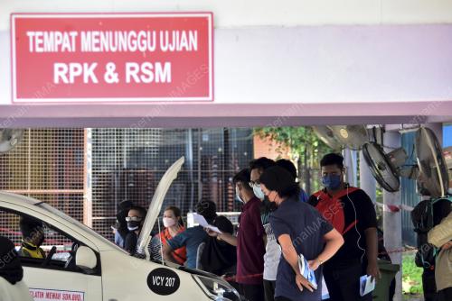 INSTITUT LATIHAN MEMANDU