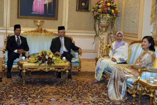TUANKU MIZAN ZAINAL ABIDIN