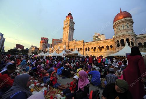 KL26_10062017_IFTARKL