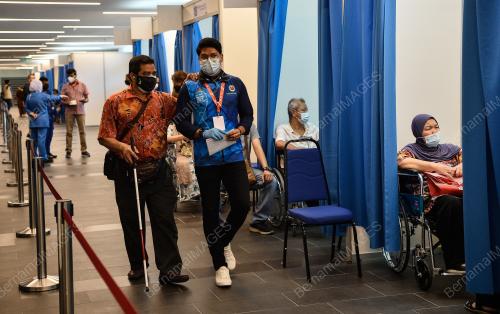 PUSAT PEMBERIAN VAKSIN AXIATA