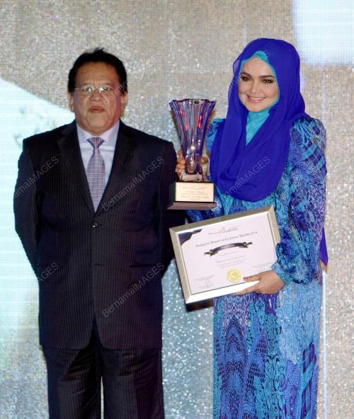 KL26_10112014_WOMEN
