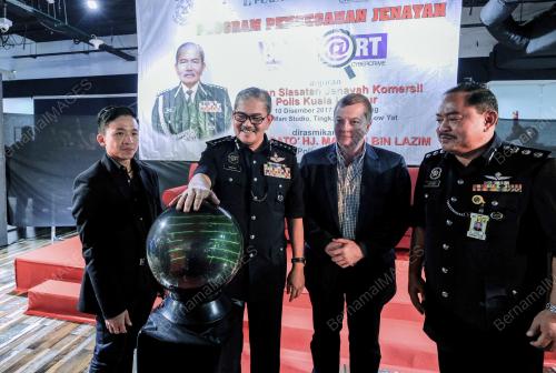 KL26_10122017_POLIS