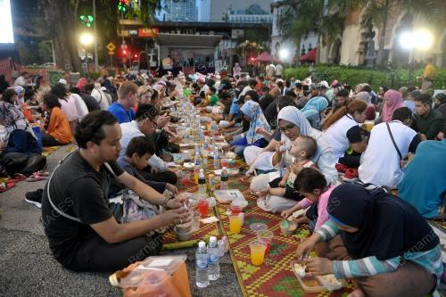KL26_11052019_IFTAR_BN201905079054