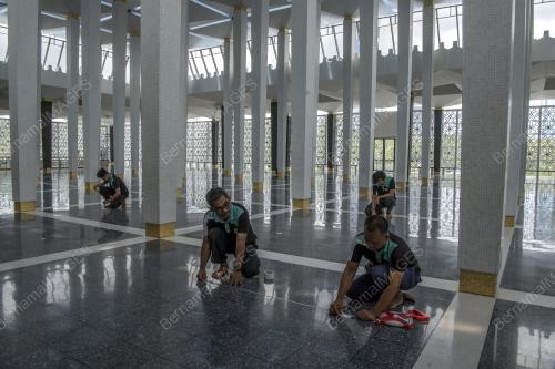 GARIS PANDUAN PERLUASAN KAPASITI SOLAT JUMAAT DAN SOLAT BERJEMAAH DALAM TEMPOH PERINTAH KAWALAN PERGERAKAN PEMULIHAN (PKPP)